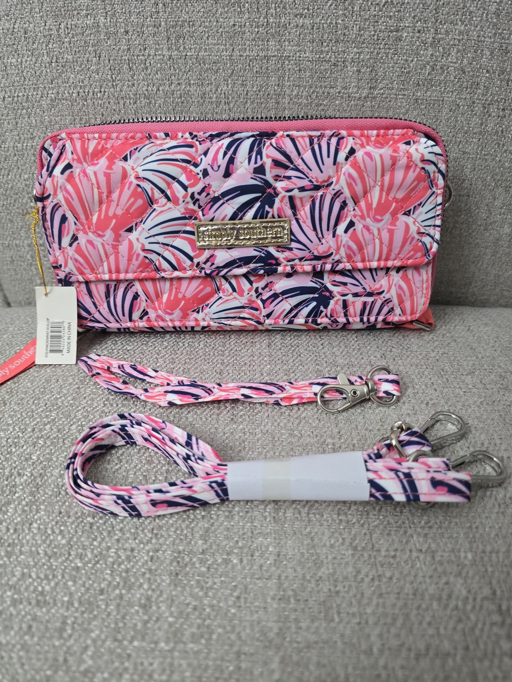 NWT Simply Southern Quilted Phone Crossbody Wallet Wristlet - Pink Navy Shells